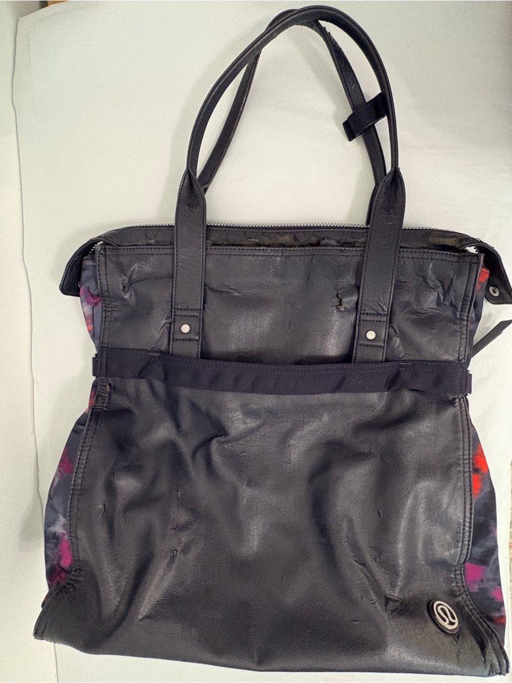 Lululemon Follow Your Bliss Bag Naval Blue / Simple Blooms Regal Plum /Black GUC - Picture 3 of 14